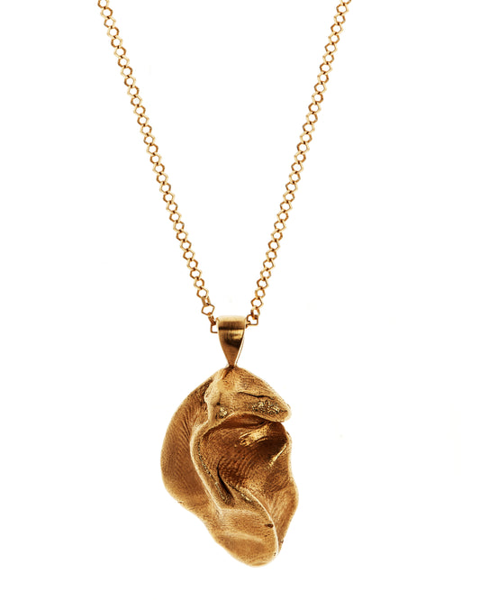 Gold vermeil textured necklace of Goddess' face